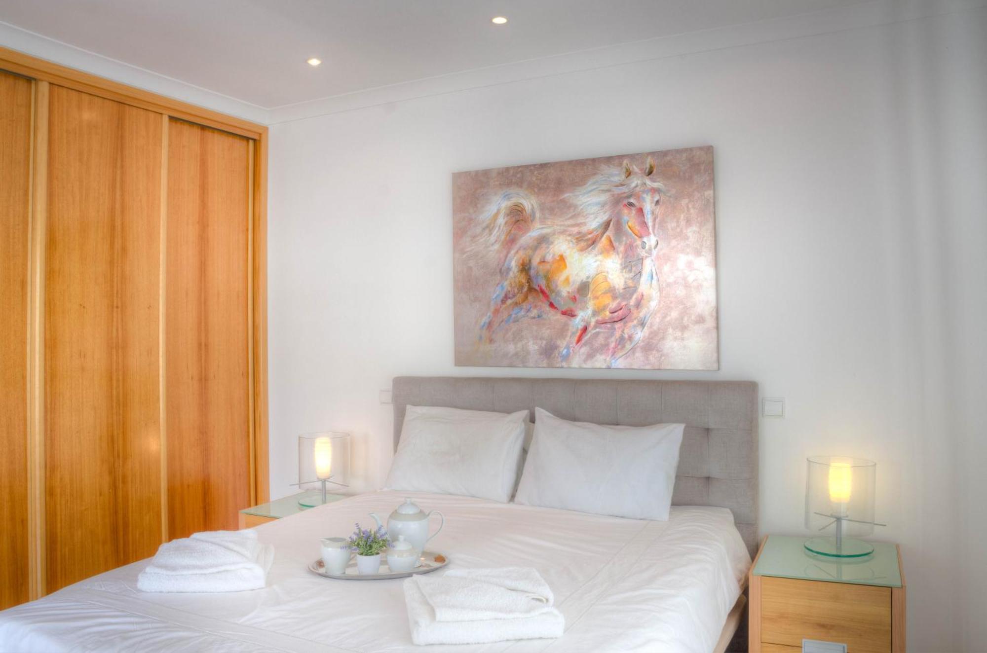 Villa Montanha, Luxury Coastal Villa, With Swimming Pool, Loungers And Alfresco Dining, 10 Min Walk To The Beautiful Praia Da Luz Beach, Shops, Bars And Restaurants! エクステリア 写真